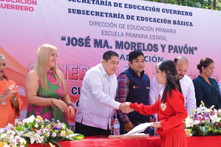 El Secretario Ejecutivo de la #CDHEG, Francisco Javier Luna Alarcón, asistió a la Ceremonia de Graduación y Clausura de fin de Cursos del Ciclo Escolar 2022-2023 de la Escuela Primaria “José María Morelos y Pavón”