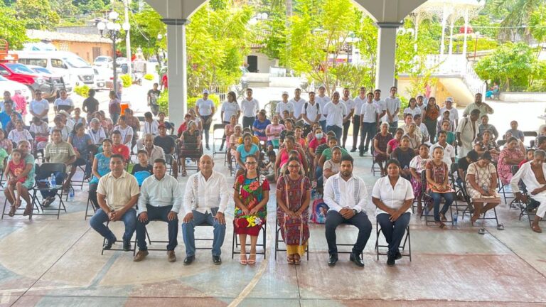 REALIZA EL CONGRESO MESAS DE TRABAJO DE LA CONSULTA A PERSONAS CON DISCAPACIDAD EN TLACOACHISTLAHUACA