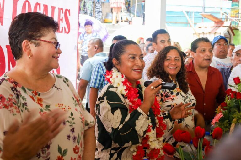 Garantiza Abelina López Rodríguez entrega de locales a comerciantes del Mercado Central