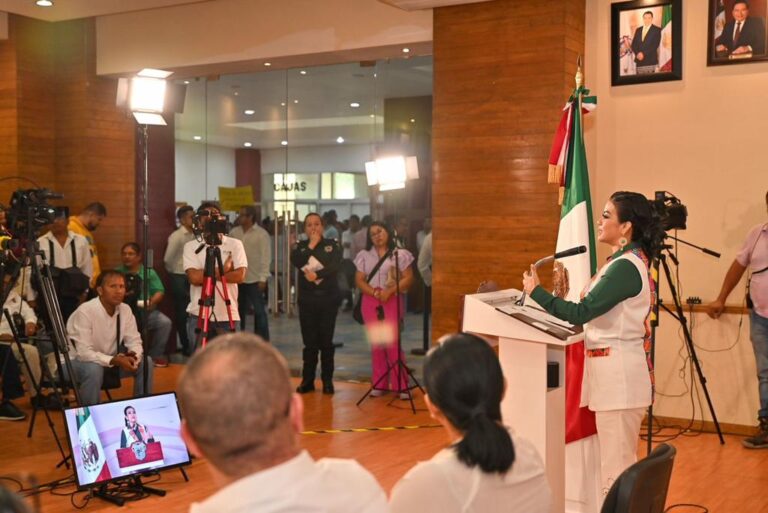 Con la Feria de Regreso a Clases se apoya la economía familiar de Chilpancingo