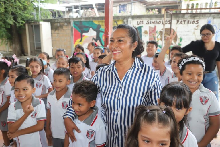 Arranca Abelina López Rodríguez la construcción de la red de infraestructura ciclista Ciudad Renacimiento y Zapata