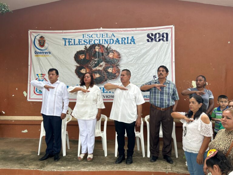 Encabeza Gobierno de Abelina López Rodríguez inicio del ciclo escolar 2023-2024