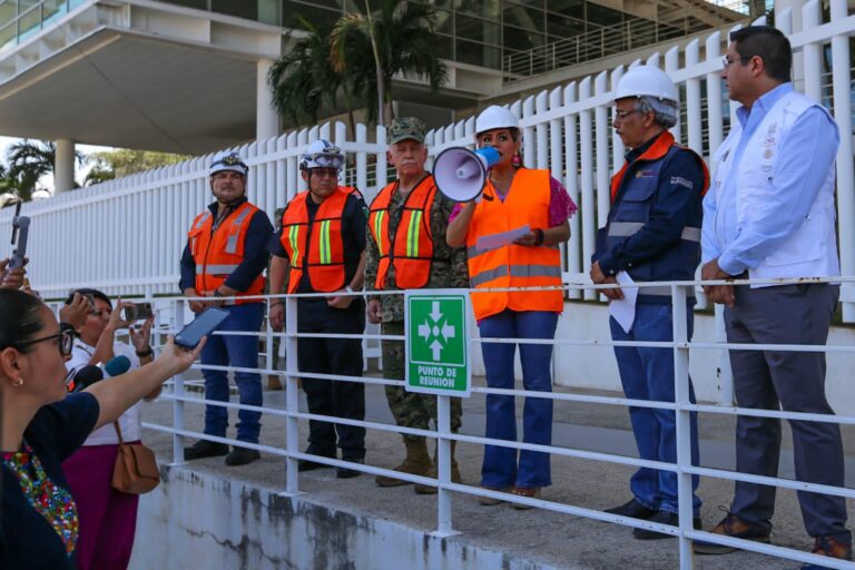 Participa la gobernadora Evelyn Salgado Pineda en el Simulacro Nacional 2023