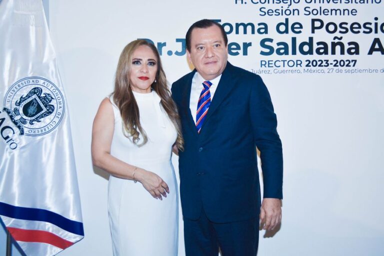 PRESIDENTA DE LA CDHEG ASISTE A TOMA DE PROTESTA DEL RECTOR DE LA #UAGro