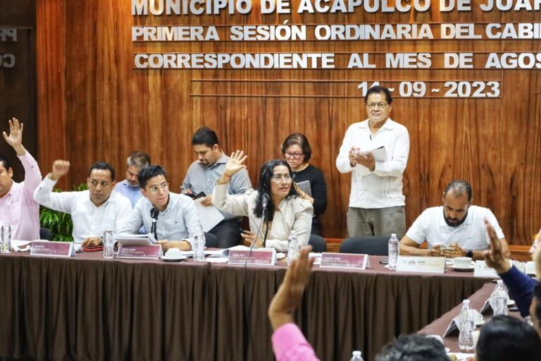 Aprueba Cabildo acuerdos propuestos por Abelina López Rodríguez