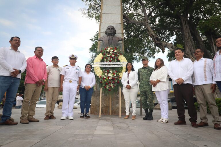 Conmemora Abelina López Rodríguez natalicio de José María Morelos y Pavón