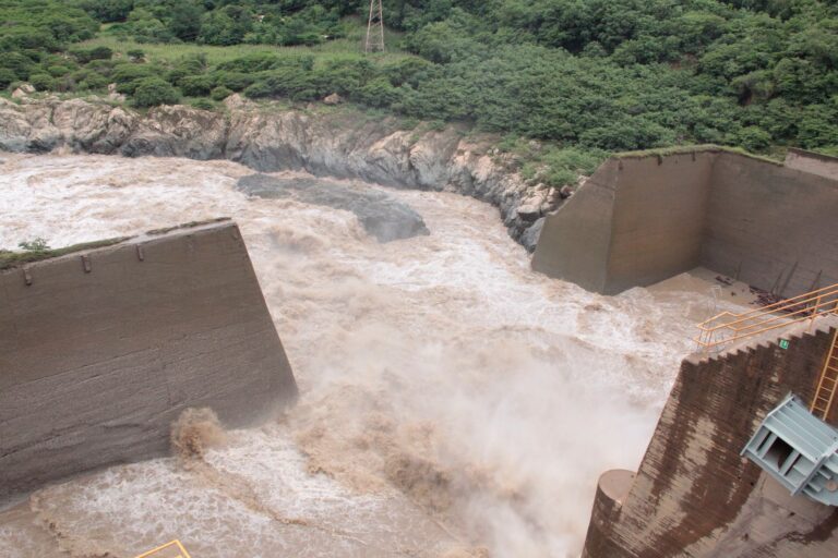 Trabaja Gobierno de Abelina López Rodríguez para que turbiedad no afecte el suministro de agua potable