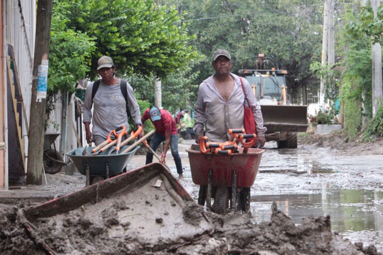 Atiende Gobierno de Abelina López Rodríguez afectaciones por lluvias