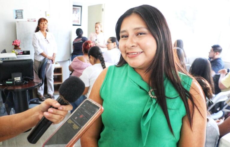 Imparte Gobierno de Abelina López Rodríguez curso de Enfermería Básica a jóvenes