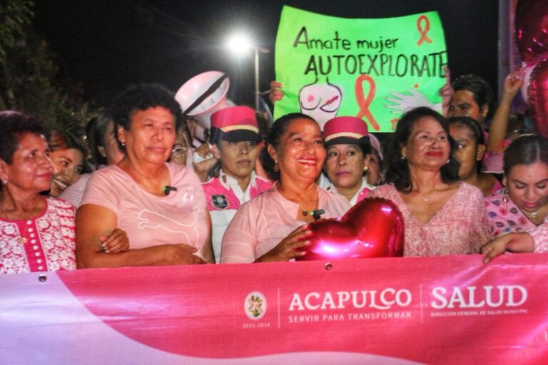 Encabeza Abelina López Rodríguez “Caminata Rosa” contra el cáncer de mama