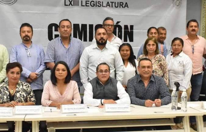 Se reúne Gobierno de Abelina López Rodríguez con diputados y empresarios