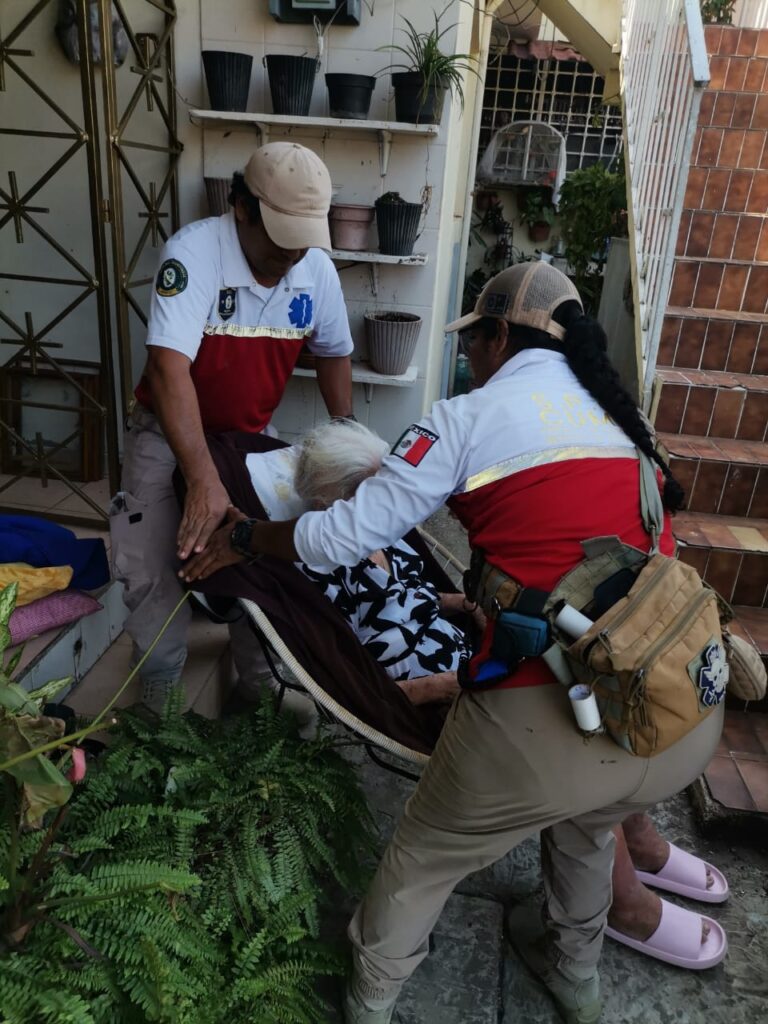 Brinda Gobierno de Abelina López Rodríguez asistencias médicas a través de la CUMA