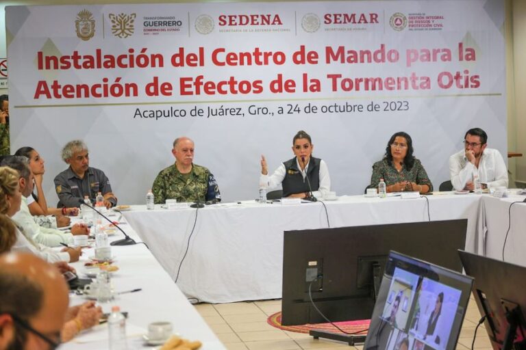 Instala la gobernadora Evelyn Salgado el Centro de Mando para la Atención de los Efectos del Huracán “Otis”