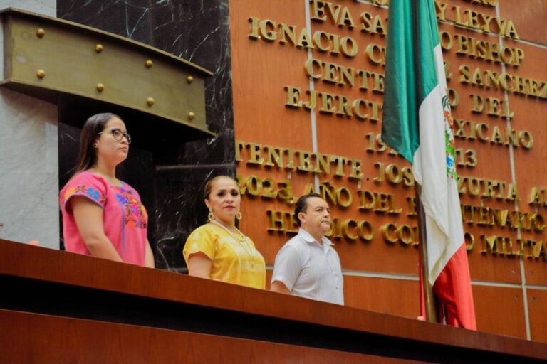 La presidenta de la Comisión de los Derechos Humanos del Estado de Guerrero, Cecilia Narciso Gaytán, asistió al Parlamento de Hablantes de Lenguas Indígenas 2023 organizado por el Congreso del Estado de Guerrero
