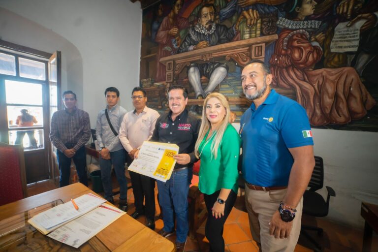 Reconocen a Mario Figueroa por su compromiso con el medio ambiente