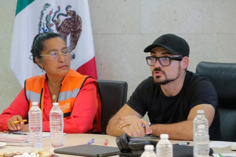 Se reúne Abelina López Rodríguez con autoridades federales