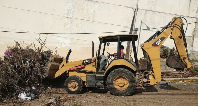 Avanza Gobierno de Abelina López Rodríguez con limpieza en colonias y avenidas de Acapulco