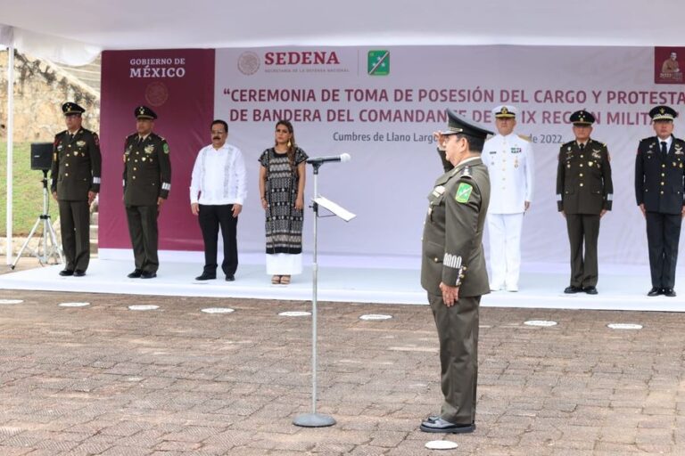Asiste la gobernadora Evelyn Salgado a la Toma de Posesión del Cargo y Protesta de Bandera de Enrique Martínez López, como comandante de la Novena Región Militar