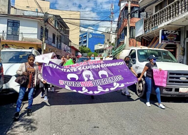 Personal de la CDHEG que preside la Mtra. Cecilia Narciso Gaytán, recibió a integrantes del Comité Estatal de Trabajadores al Servicio del Estado