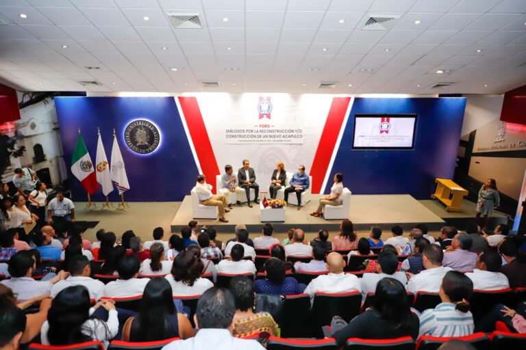 El Dr. Javier Saldaña Almazán participó como ponente en el foro «Diálogos por la reconstrucción y/o construcción de un nuevo Acapulco»