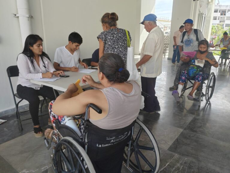 Inicia Gobierno de Abelina López Rodríguez revisión de supervivencia para beneficiarios del PROAPDIS”