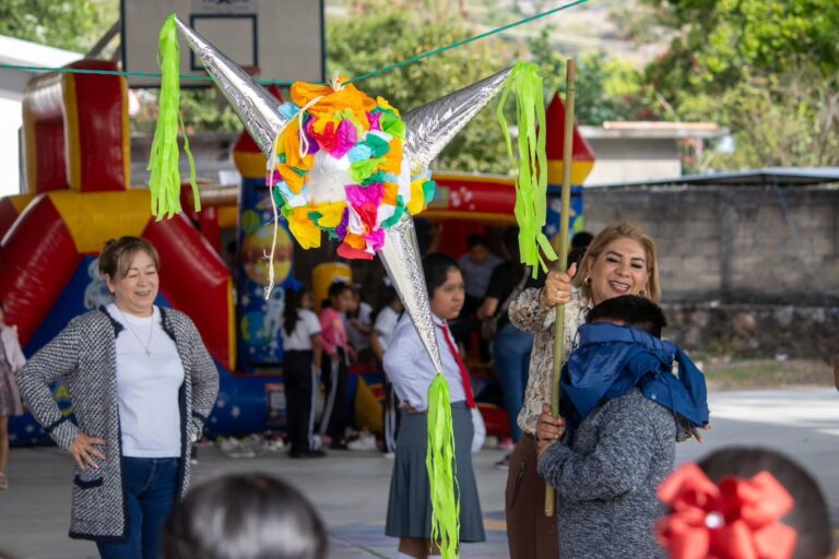 DIF Taxco ya festeja el “Día de Reyes” en comunidades