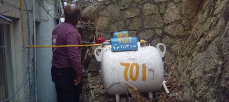 Atiende Gobierno de Abelina López Rodríguez fugas de gas LP e incendio de basura