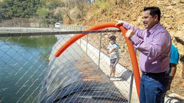 Interconectan las “ollas de captación de agua pluvial” en comunidades de Taxco