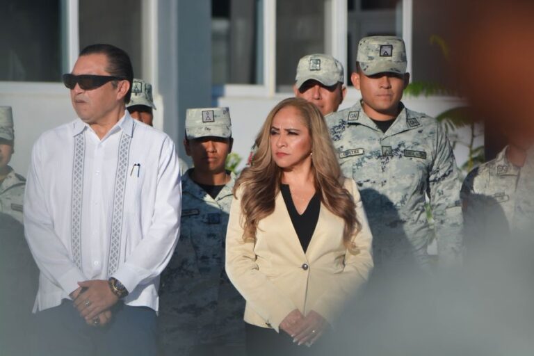 La Presidenta de la Comisión de los Derechos Humanos del Estado de Guerrero, Cecilia Narciso Gaytán, asistió a la Ceremonia de Toma de Posesión del nuevo Coordinador Estatal de la Guardia Nacional, Víctor Fernández Mondragón