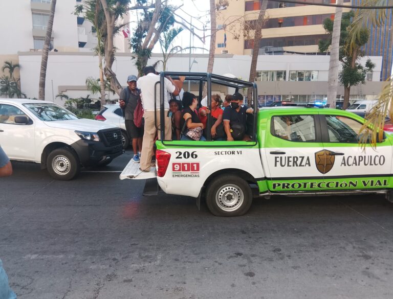 Brinda Gobierno de Acapulco apoyo en el traslado de la población