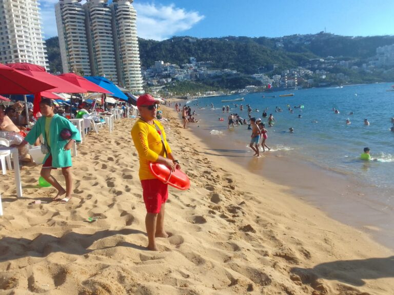 Brinda Gobierno de Acapulco más de 90 servicios a través del CAPTA