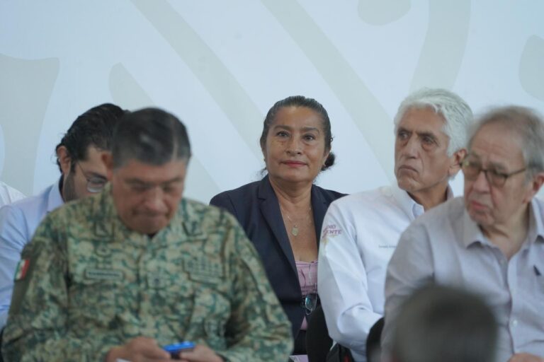 Anuncia AMLO eventos y obras para continuar la reconstrucción de Acapulco