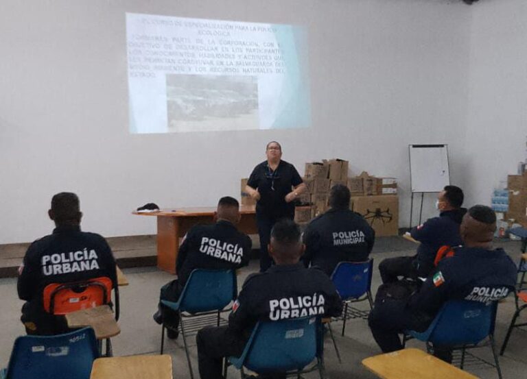 Capacita Gobierno de Acapulco a elementos policiacos en diferentes rubros