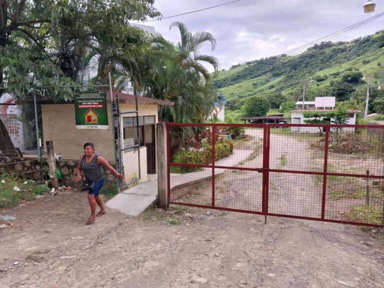 Sigue el paro de labores en la Ciudad Judicial de Tecpan