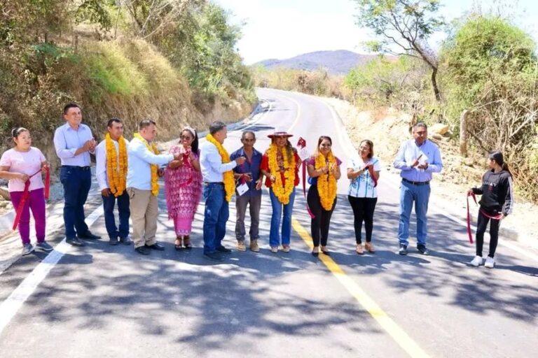 Impulsa Evelyn Salgado el desarrollo sostenible de los pueblos y comunidades de la región Centro