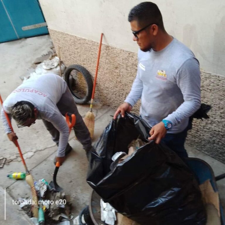 Realiza Gobierno de Acapulco recolección y limpieza en mercados de la ciudad
