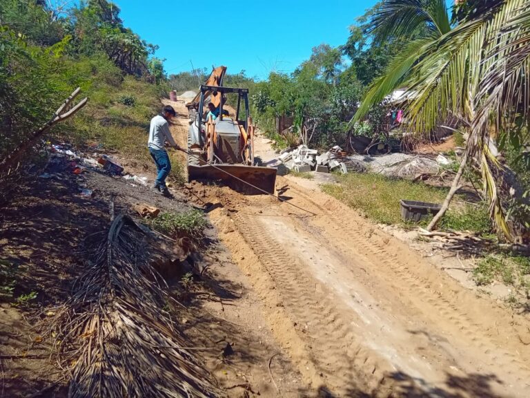 Rastillea Gobierno de Acapulco en los poblados de Las Chanecas y Amatillo