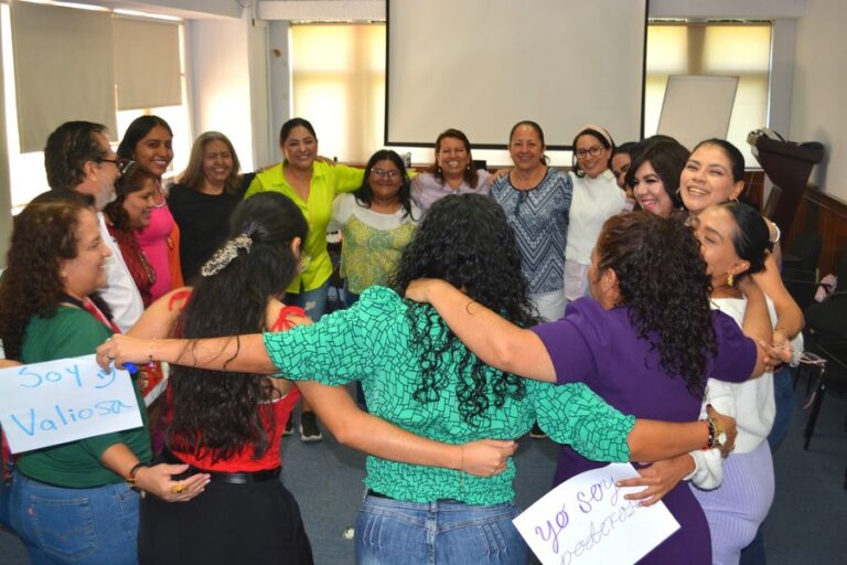 La Comisión de los Derechos Humanos del Estado de Guerrero que preside la maestra Cecilia Narciso Gaytán, se suma las actividades encaminadas a generar conciencia sobre la importancia del respeto hacia la mujer