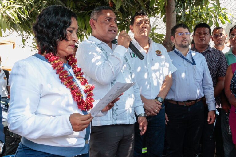 Dota Gobierno de Acapulco de equipamiento y unidades a personal de CAPAMA