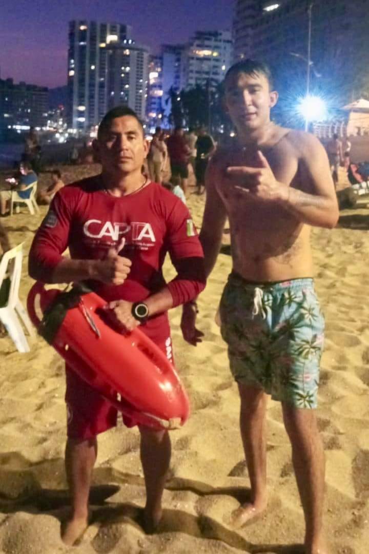 El Gobierno Municipal de Acapulco, a través del personal de guardiavidas del Centro de Atención y Protección al Turista Acapulco (CAPTA), realizaron con éxito un rescate acuático de un turista