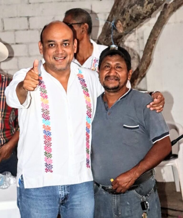 Apoyan ganaderos a Rafa Navarrete para ganar la Costa Chica