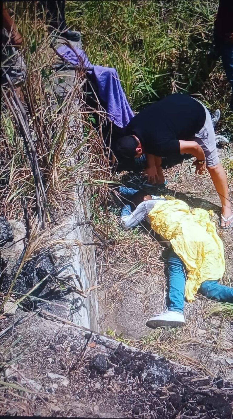Resulta herido un soldado tras caer de su moto en el municipio de Tecpan