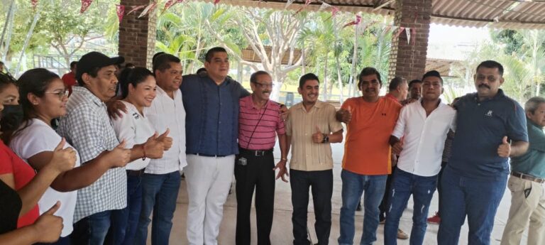 Para problemas grandes, grandes soluciones en Coyuca: Alfredo Cabrera