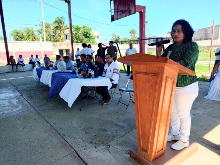 Exhorta Abelina López Rodríguez a niñas, niños y jóvenes a cumplir sus sueños
