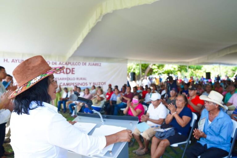 Entrega Abelina 25 mil árboles de limón certificado y apoyo a 500 buzos y pescadores
