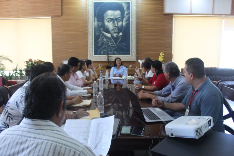 Se reúne Abelina López Rodríguez con asociación Reinserta para avances de la reconstrucción «Villa de las Niñas»