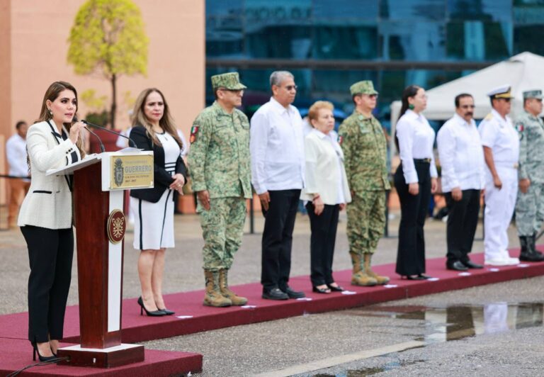 Llama Evelyn Salgado a trabajar en unidad, con compromiso, coordinación y amor por Guerrero