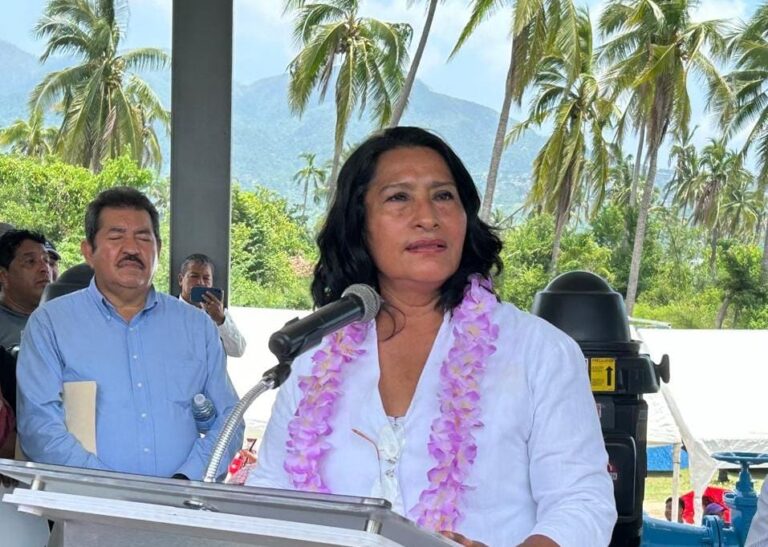 Logra Presidenta Abelina liberación de sistema de captación de agua en Lomas de Chapultepec