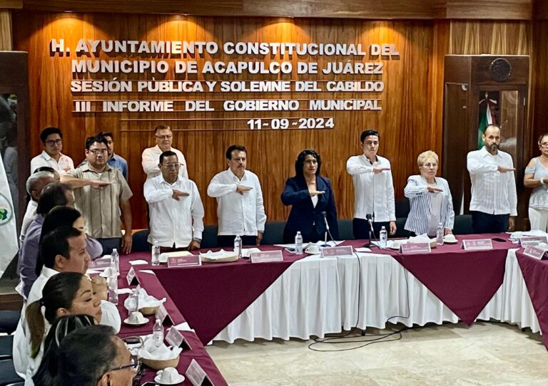 Reconocen ediles y gobernadora Evelyn Salgado a Abelina por sus tres años de Gobierno honesto y de resultados