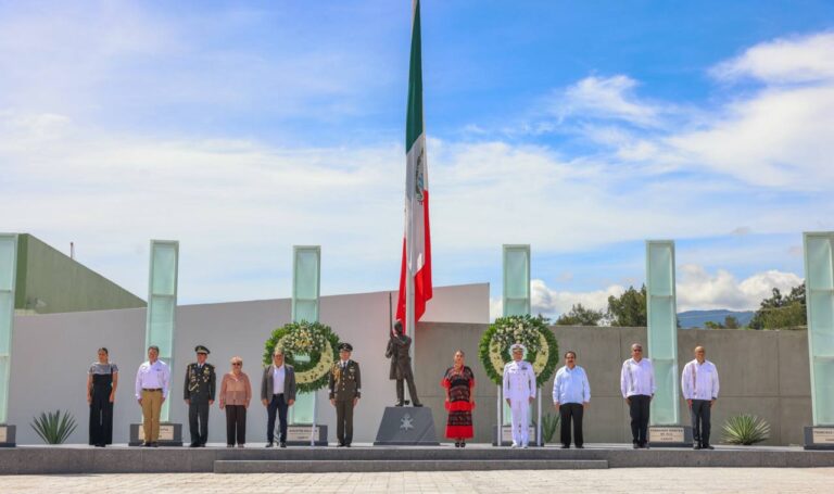La gobernadora, Evelyn Salgado honra a los Niños Héroes al conmemorar el 177 aniversario de la gesta heroica de Chapultepec
